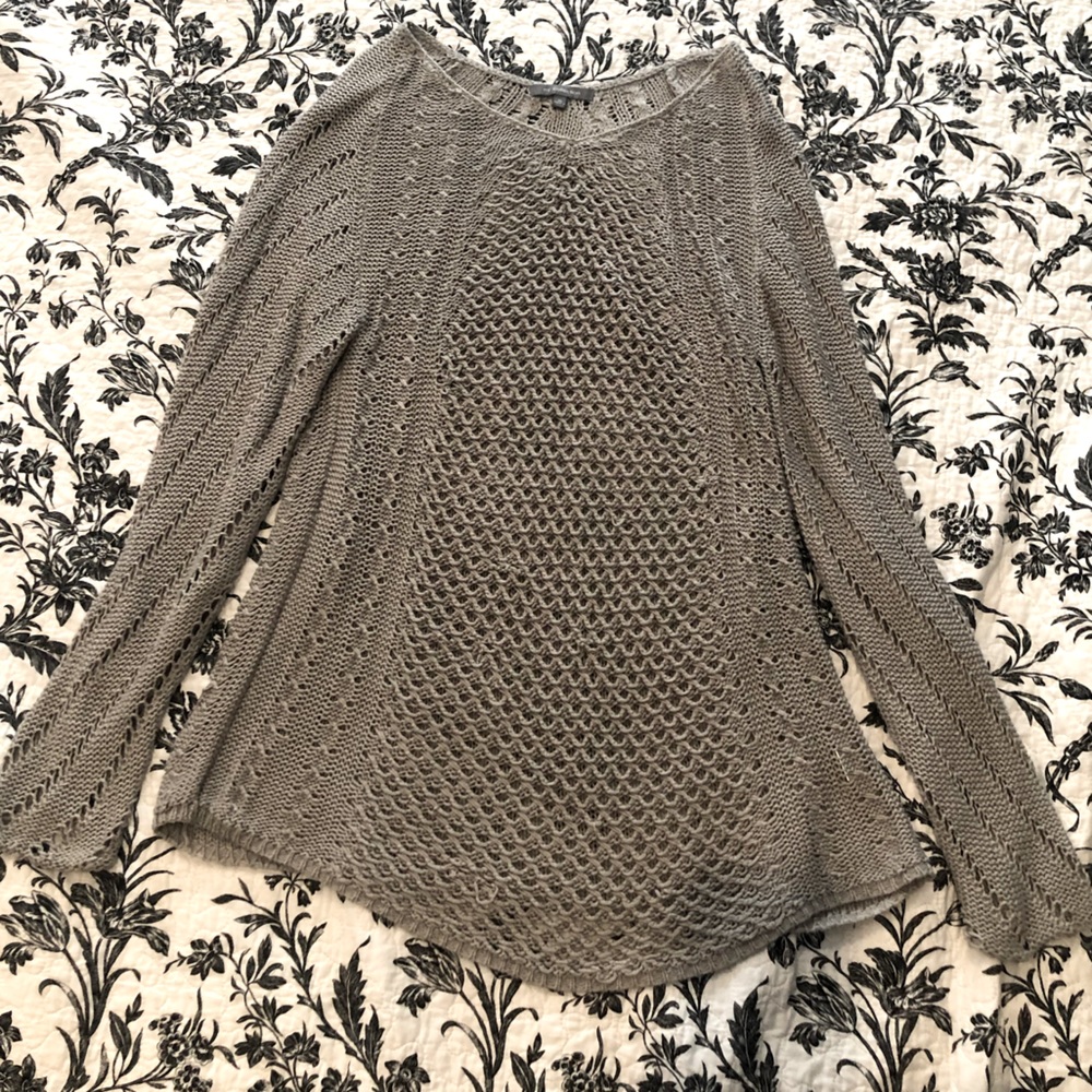 Gray open weave long sleeve top